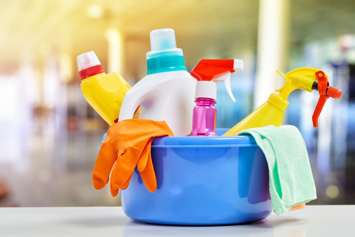 5 Cleaning Hacks That Will Help Save Time