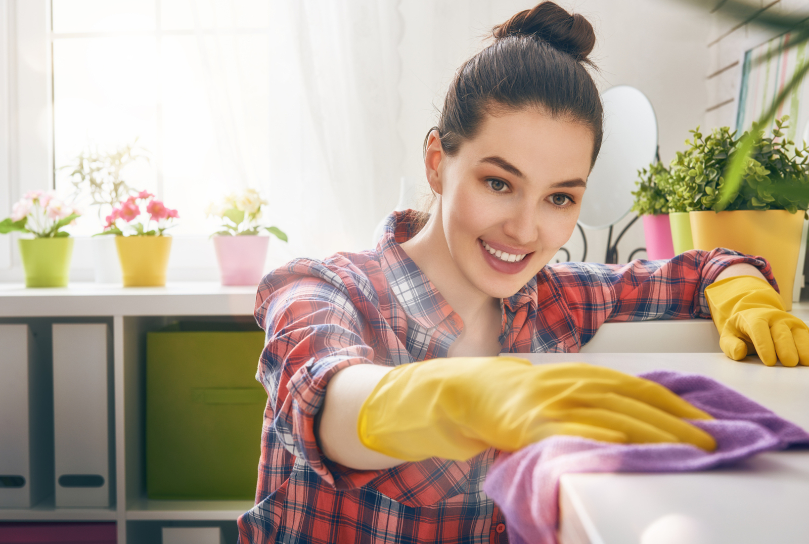 6 Cleaning Hacks Professionals Swear By